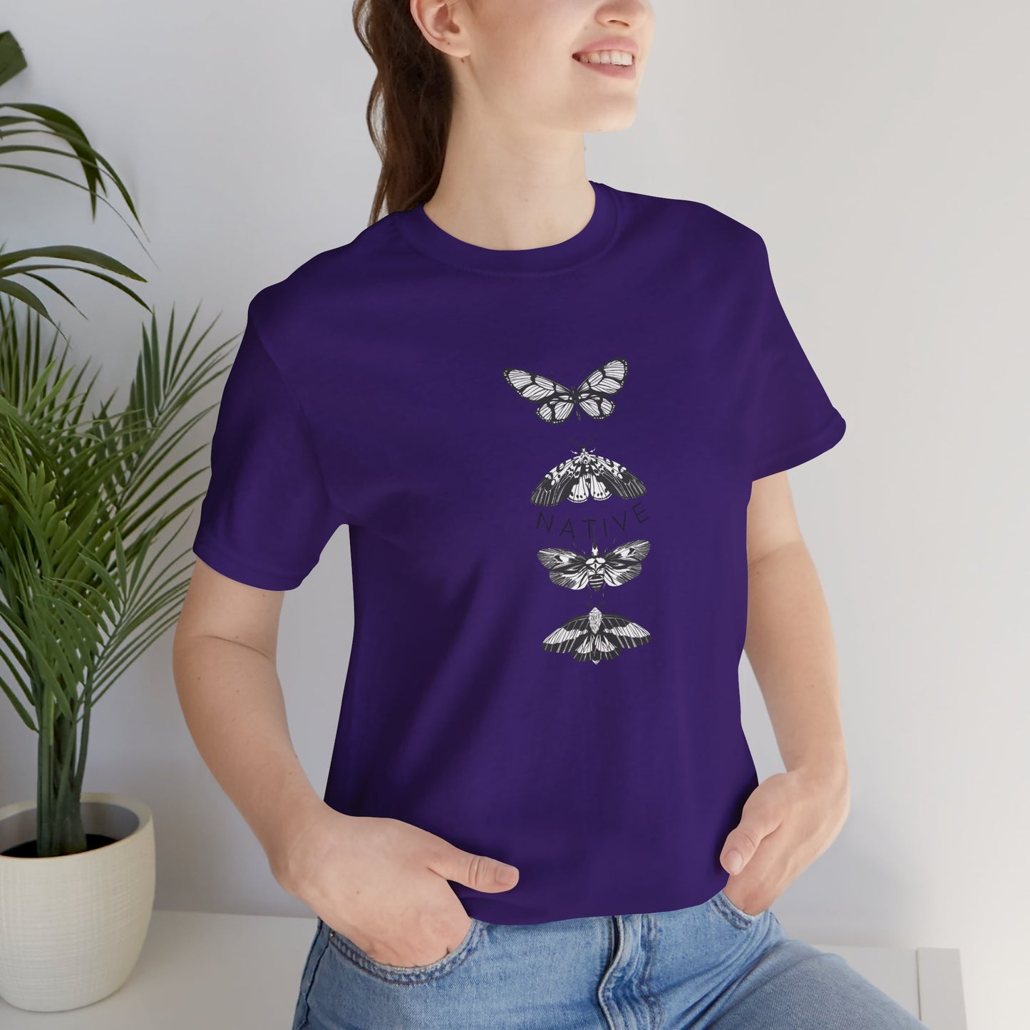Native Unisex Tee - A Nature-Inspired Short Sleeve T-Shirt