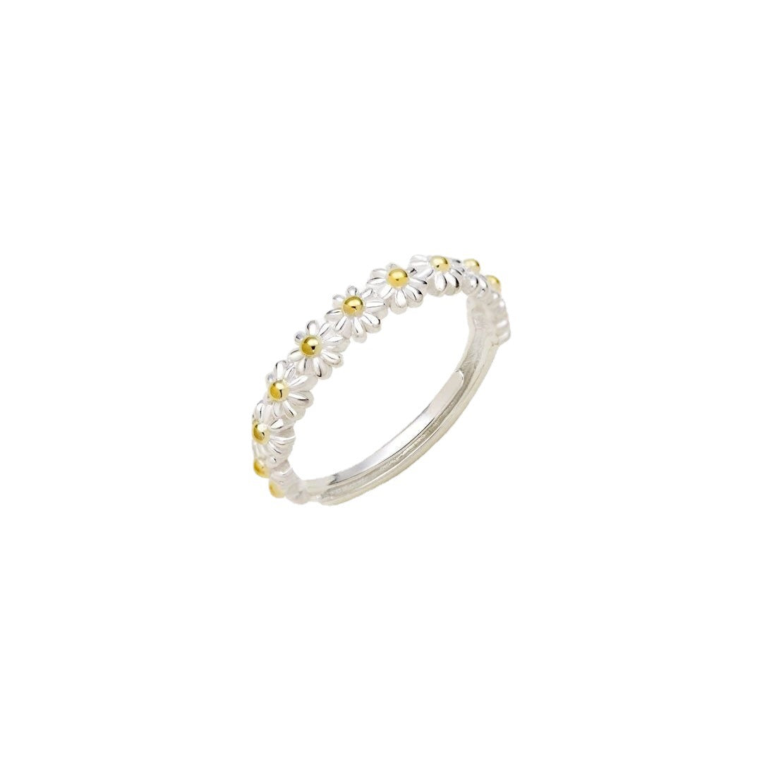 Dainty Daisy Ring