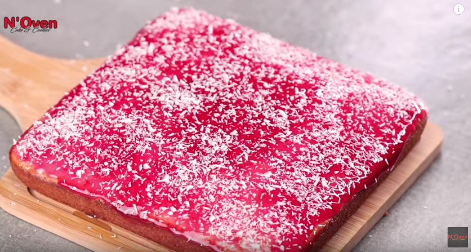 Recipe: Strawberry Honey Cake