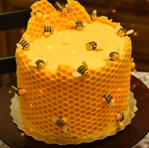 Bumblebee Honeycomb Cake - She Who Bakes