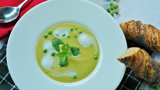 Recipe: Spring Sweet Pea and Mint Soup