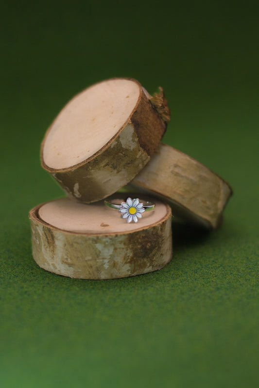 Spinning Daisy Ring