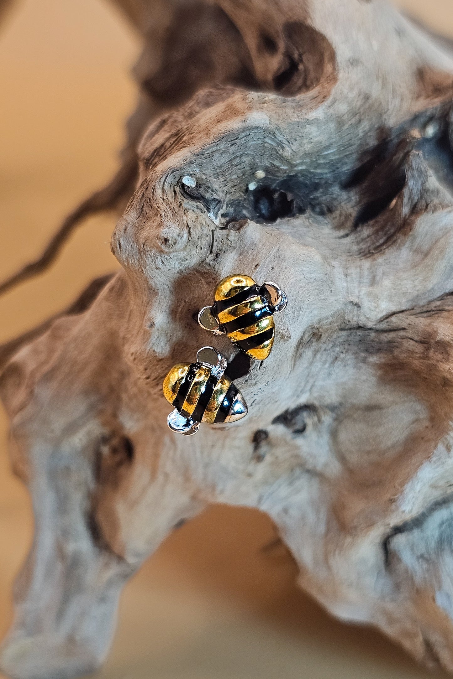 Bumblebee Necklace & Earrings Set